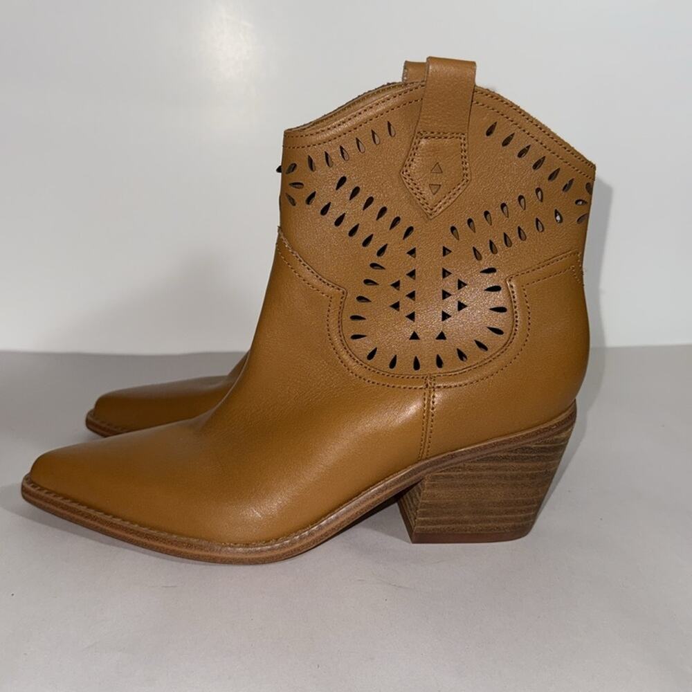 Marc Fisher giddy up bootie pointed-toe western bootie in a tan size 7 - Picture 2 of 8